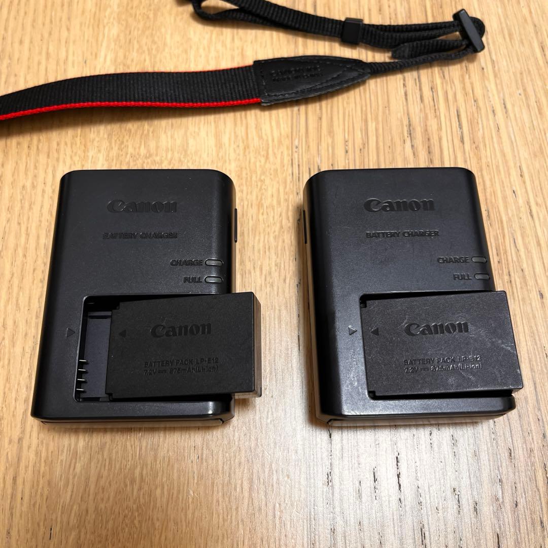 Canon EOS Kiss M BODY、18-55mmレンズ、バッテリー他