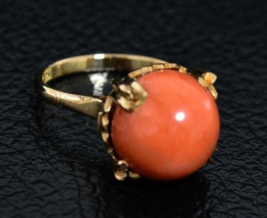 K18 リング　珊瑚指輪 　大振り　１１.０mm 18K18金 重量5.4g