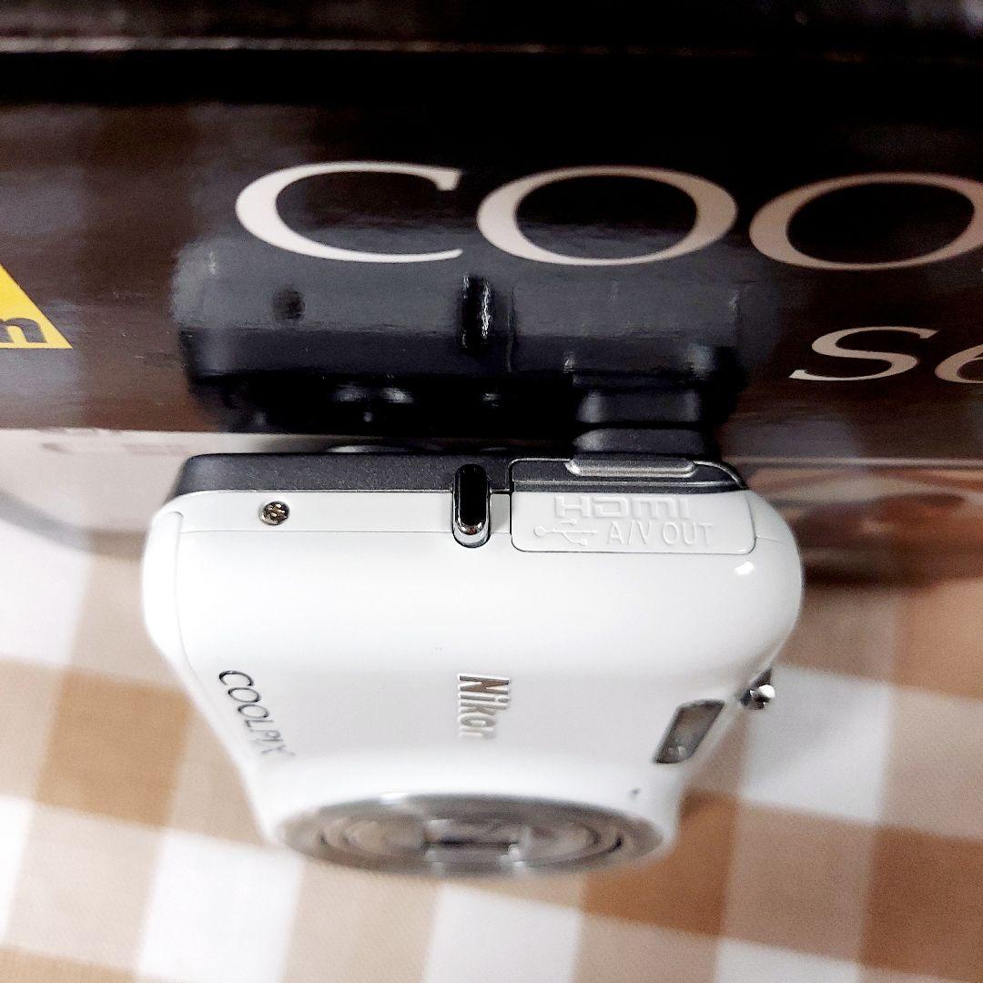 Nikon COOLPIX S6600　動作未確認　ジャンク　デジタルカメラ　白