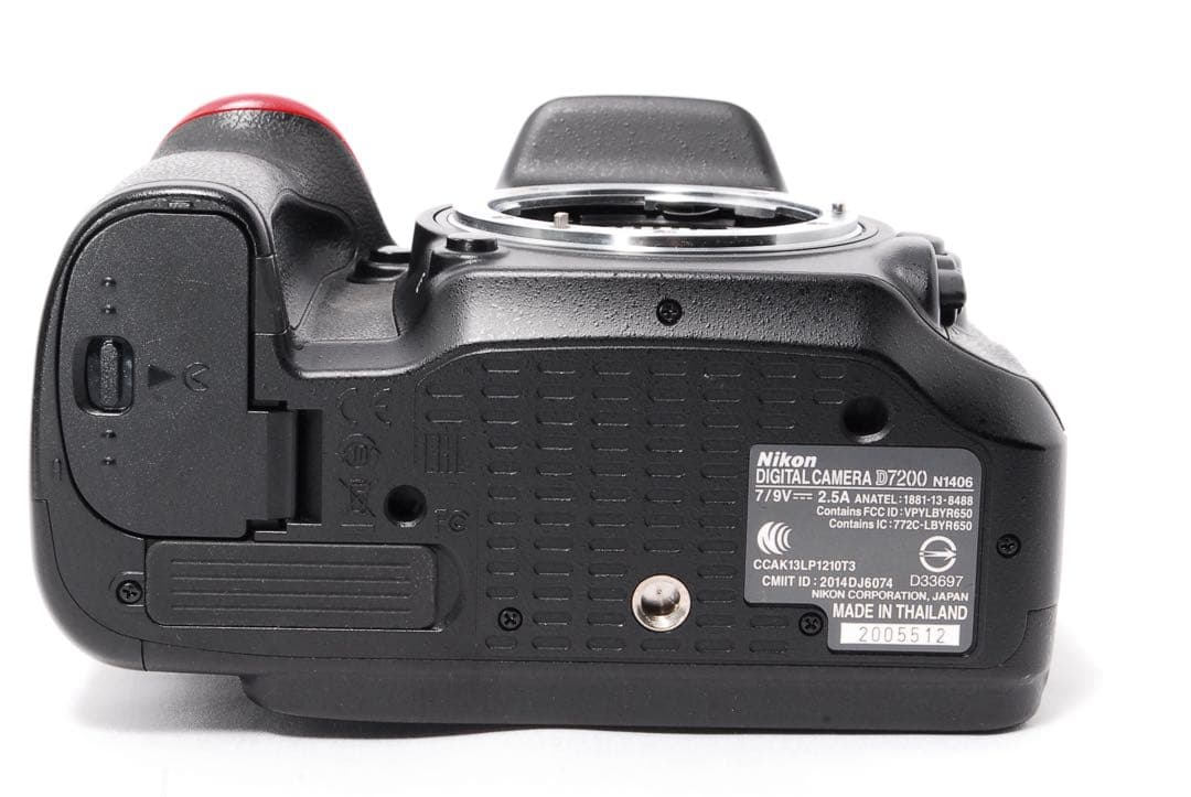 Nikon D7200◆WiFi搭載◆超望遠◆ハイアマチュア機種◆一眼レフカメラ