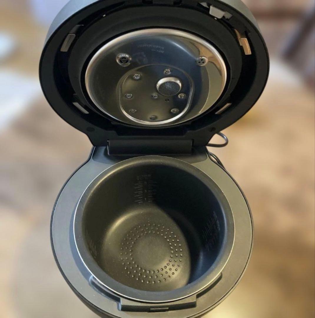 Panasonicビストロ可変圧力IH炊飯器 SR-V10BA