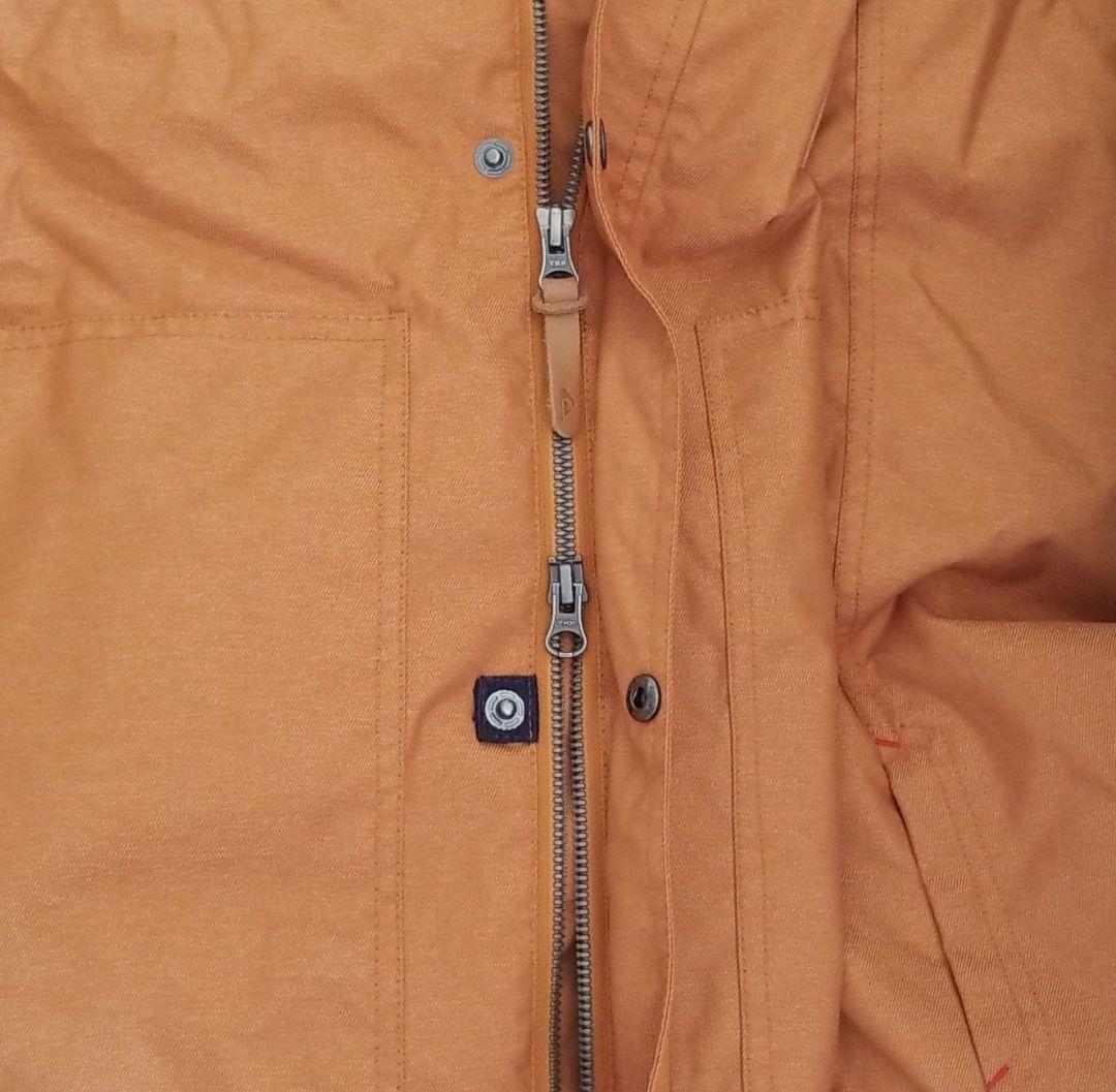 【お値引きしました】上 スノーボード　スノボ　QUICKSILVER