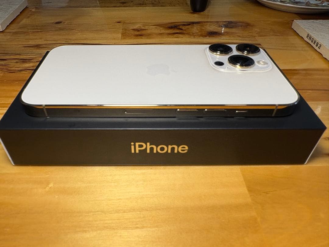 Apple iPhone 13 Pro 256GB ゴールド本体