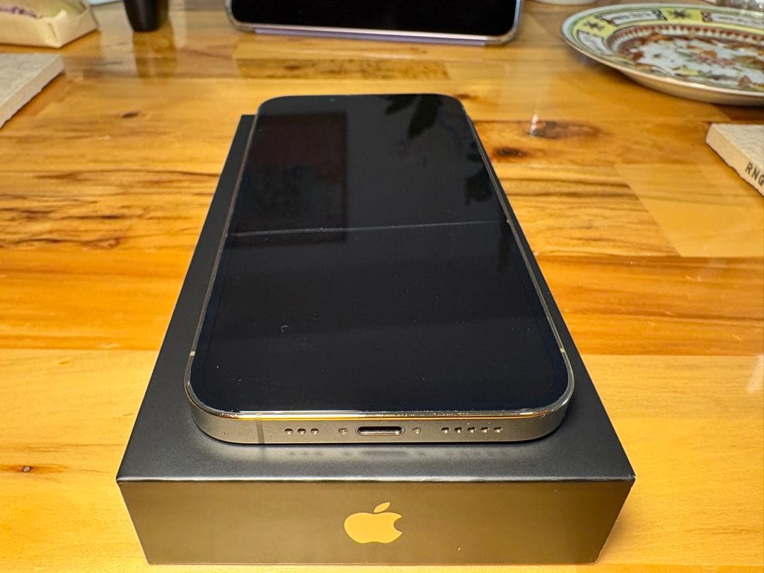 Apple iPhone 13 Pro 256GB ゴールド本体