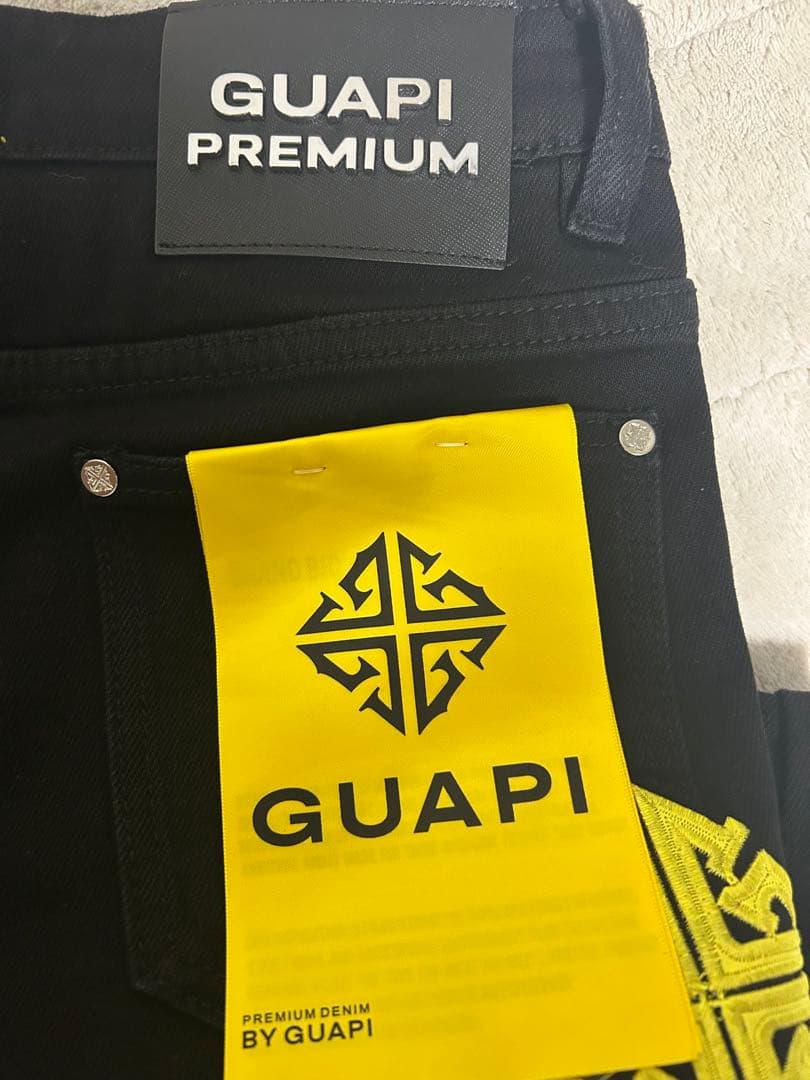 GUAPI フレアパンツ　30