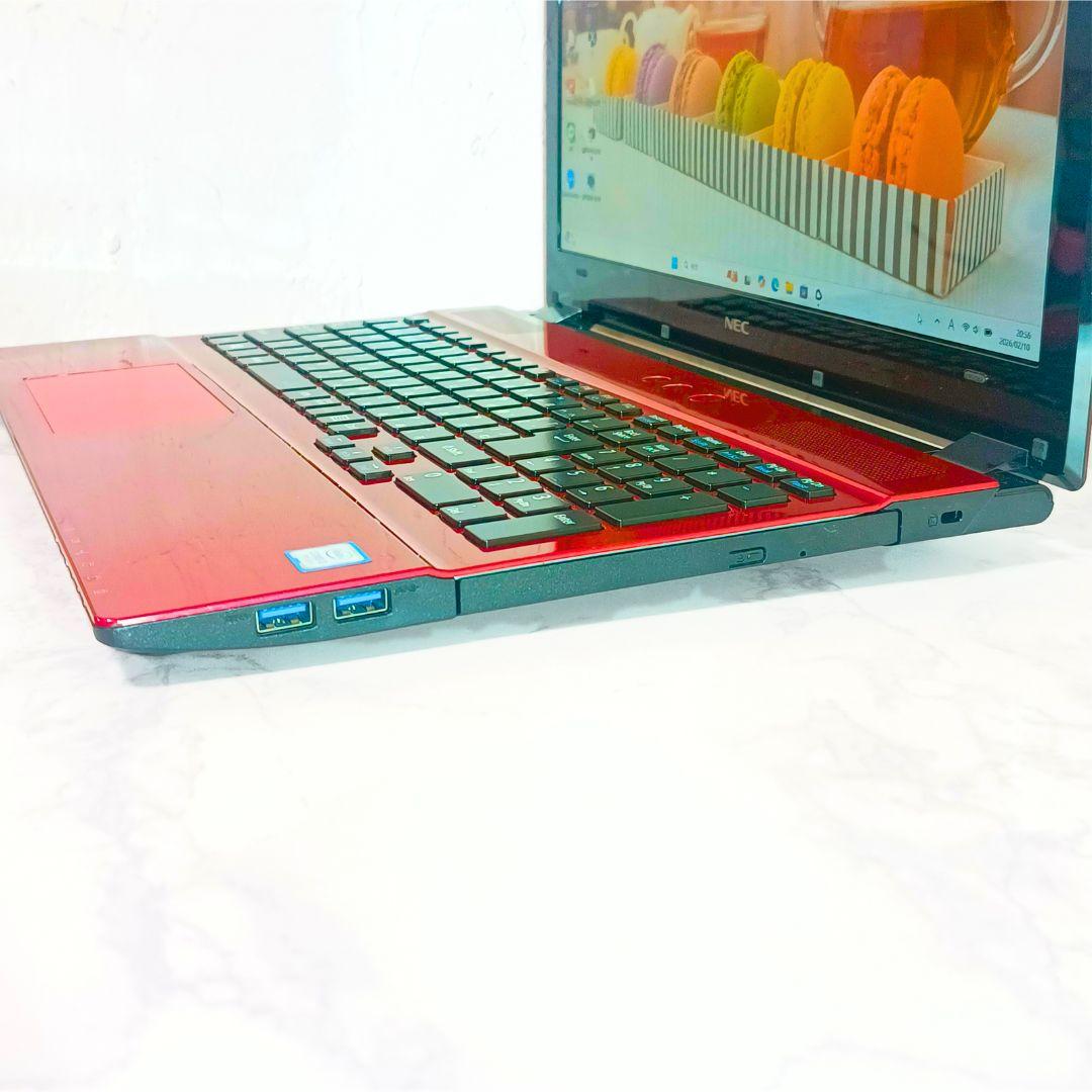 美品レッド❣️すぐ使える薄型ノートパソコン✨️初心者OK✨️サクサク快適SSD