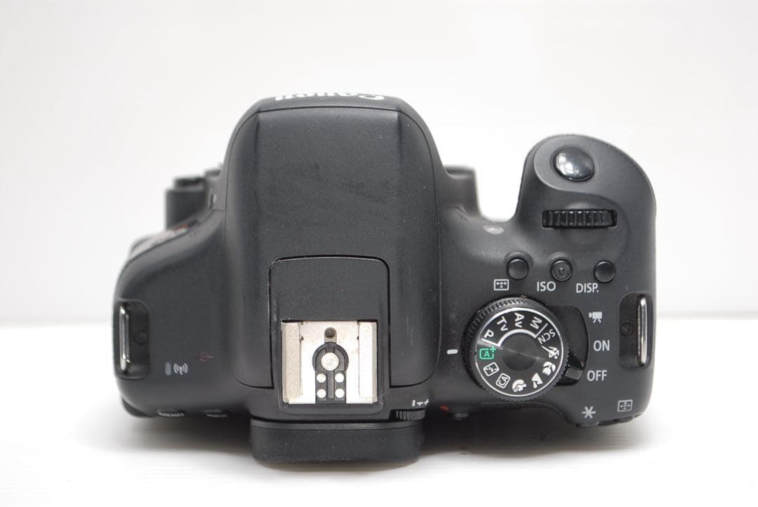 ✨Canon kiss X8i✨キャノン タッチ操作で扱いやすい 美品