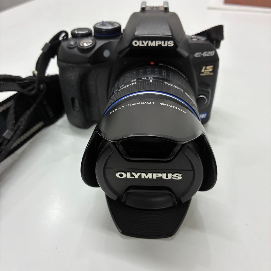 オリンパス E-620 デジタル一眼レフ＋14-42mm レンズセット フード付