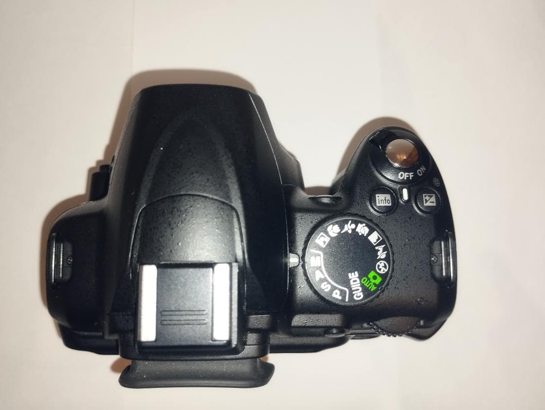 Nikon D3000 ボディ 動作確認済み ※長時間露光時注意あり