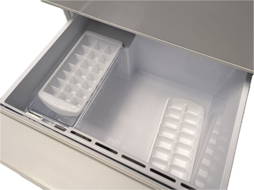 アクア 272L 3ドア 冷蔵庫 AQR-27N(W) 右開 2023年製 中古