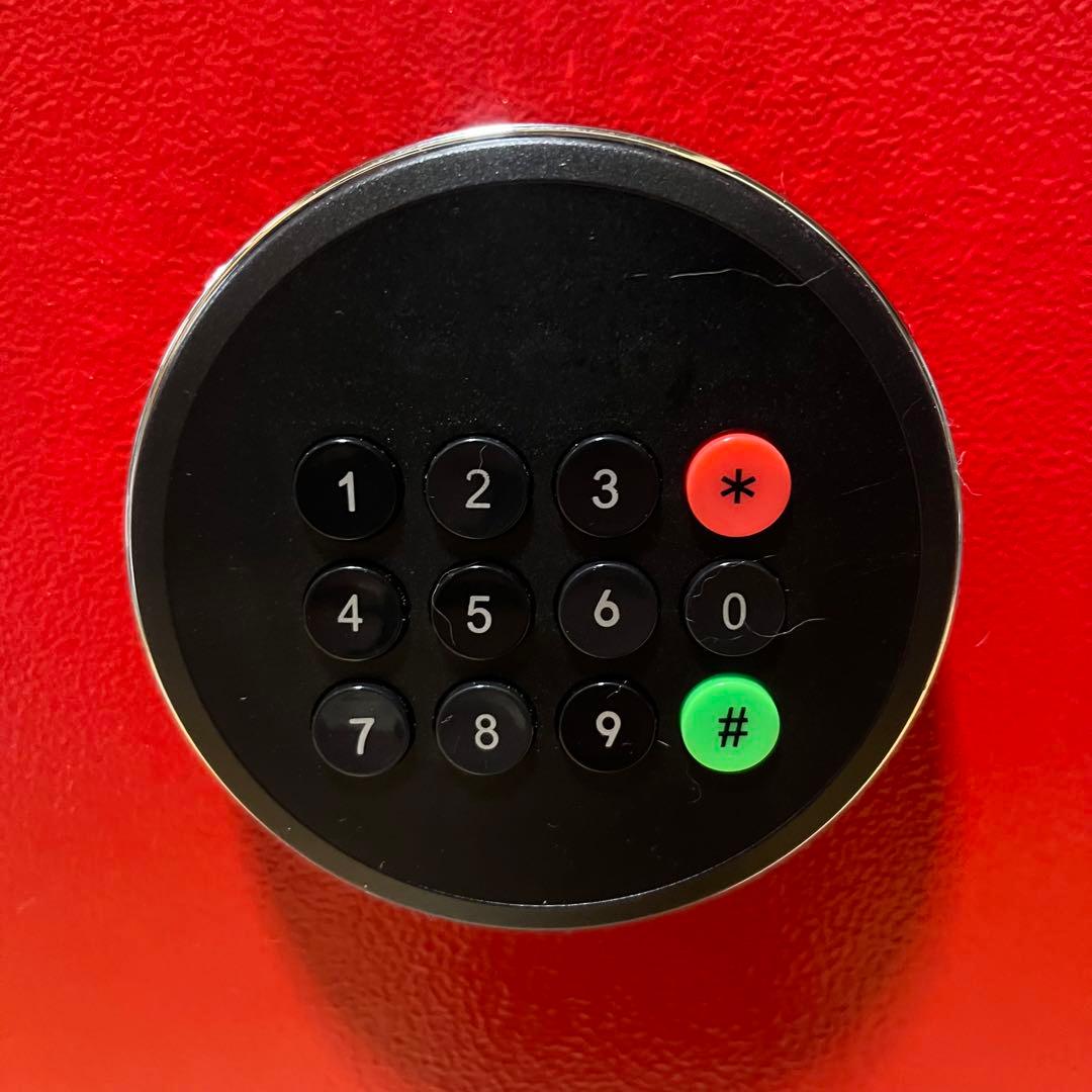 新品未使用 LIBRIO 金庫　XB006 ホワイト×レッド