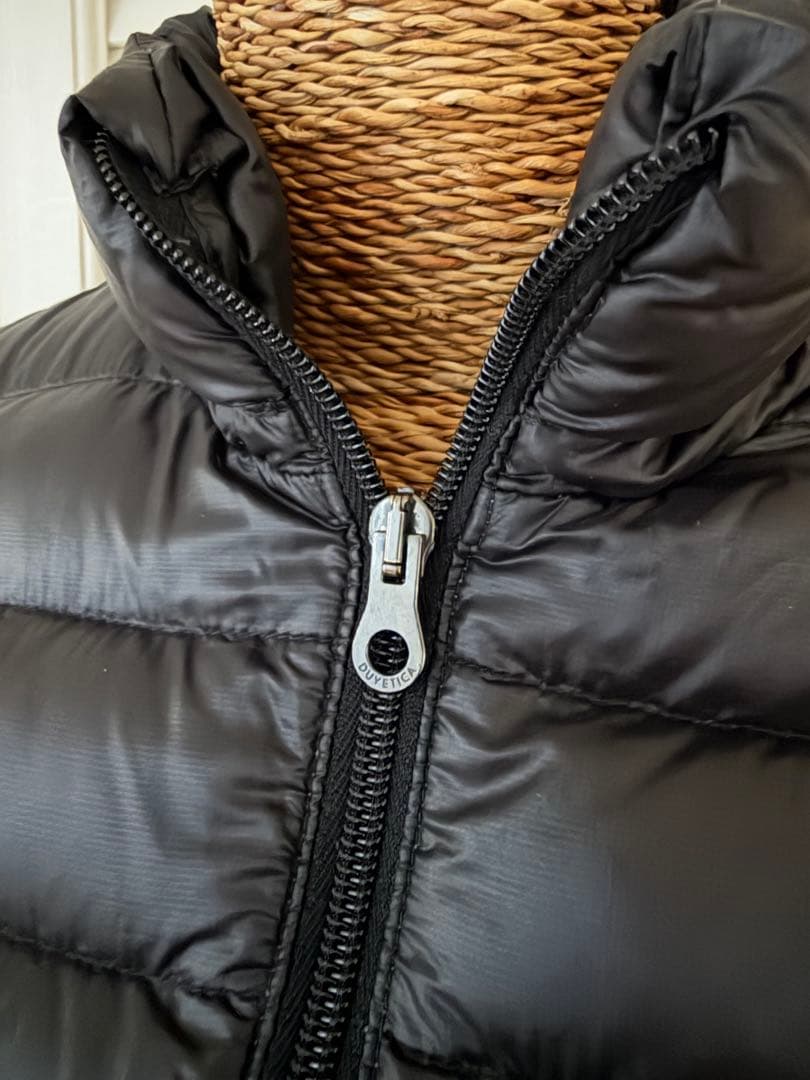 週末セール！美品☆DUVETICAダウン ブラック 40