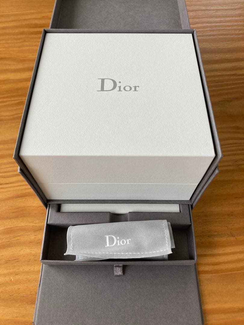 ディオール Dior CD112112 クリスタル ダイヤモンド クォーツ稼動品