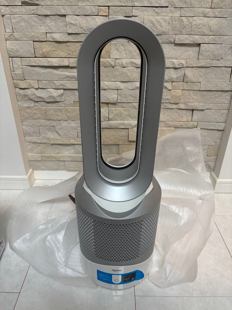 【極美品】ダイソン 空気清浄機能付き 羽無し扇風機 HOT+CooL HP03