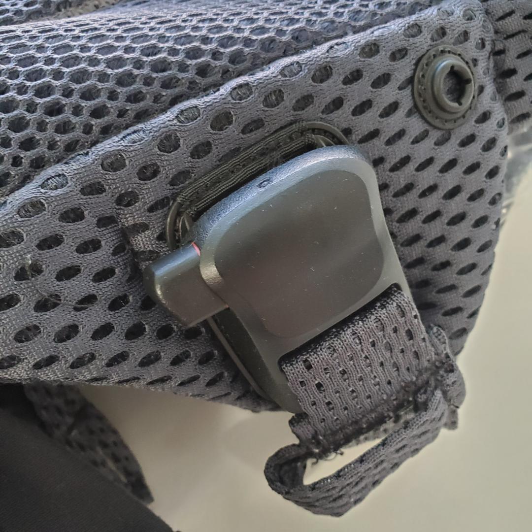 【美品】ベビービョルン　抱っこ紐　ハーモニー　アンスラサイト