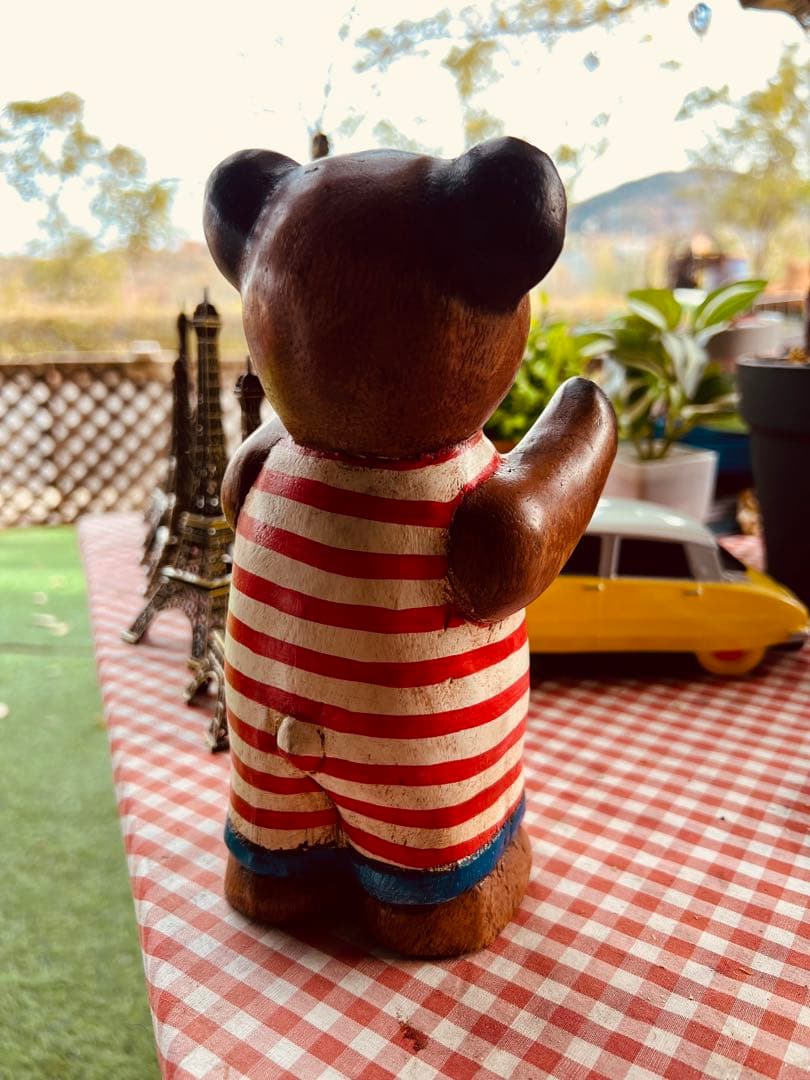 yurakota様ヴィンテージ木彫りのテディベアー愛らしくて可愛い。