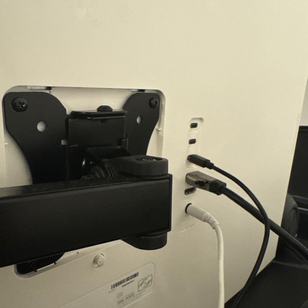 【４K32インチ】液晶LGスマートモニター/YouTube等VODアプリ標準搭載