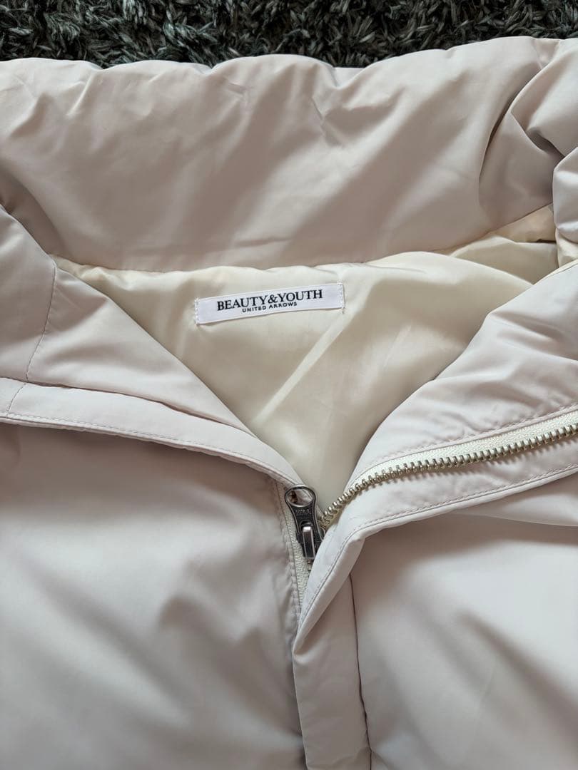 BEAUTY&YOUTH コクーンダウンジャケット