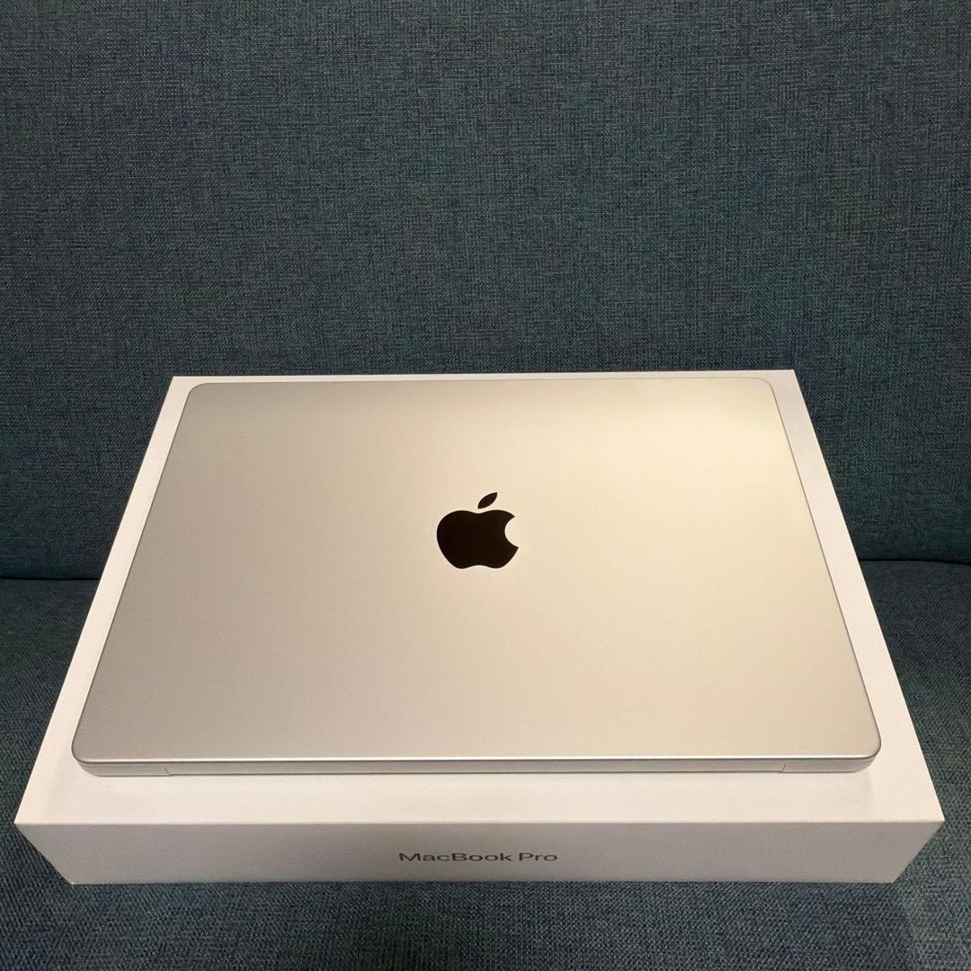 MacBook Pro 14インチ M4 シルバー16GB SSD512GB