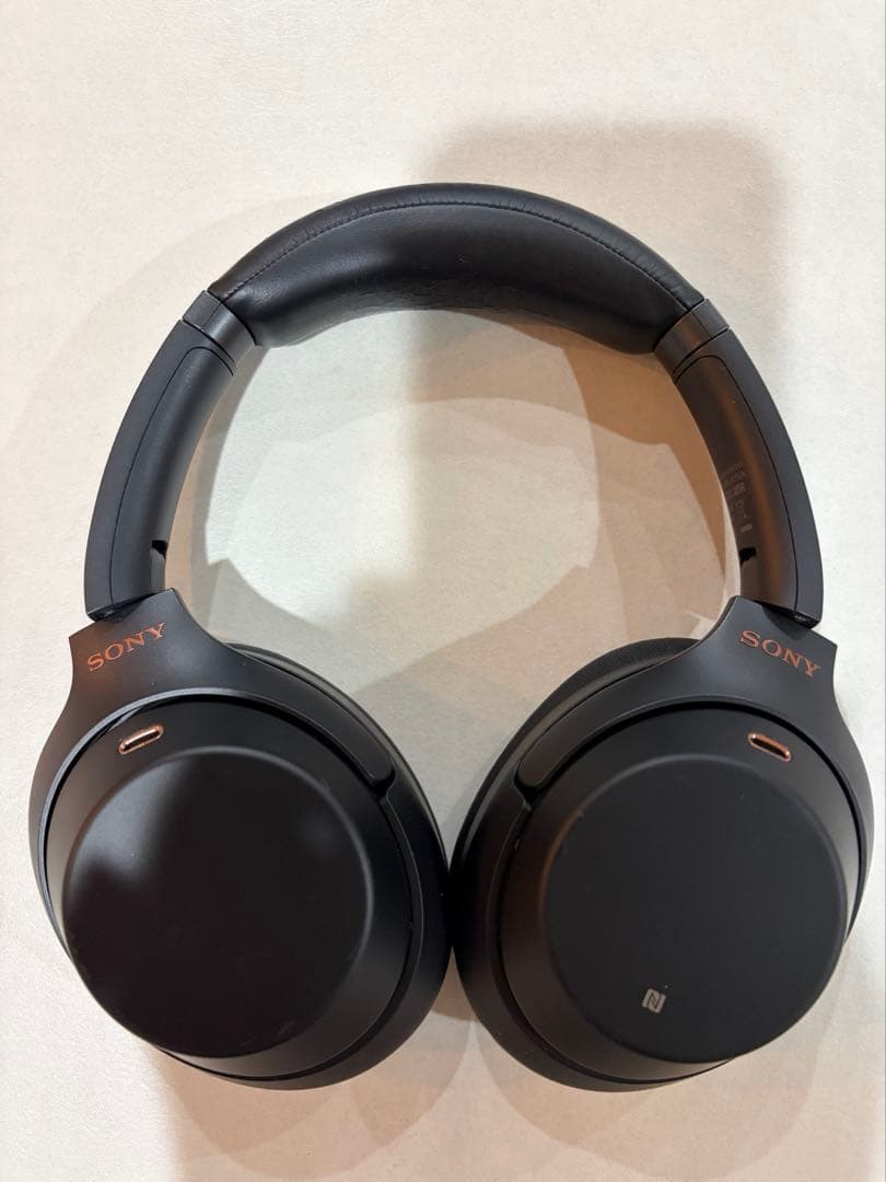 美品 SONY WH-1000XM3 ワイヤレスノイズキャンセリングヘッドセット