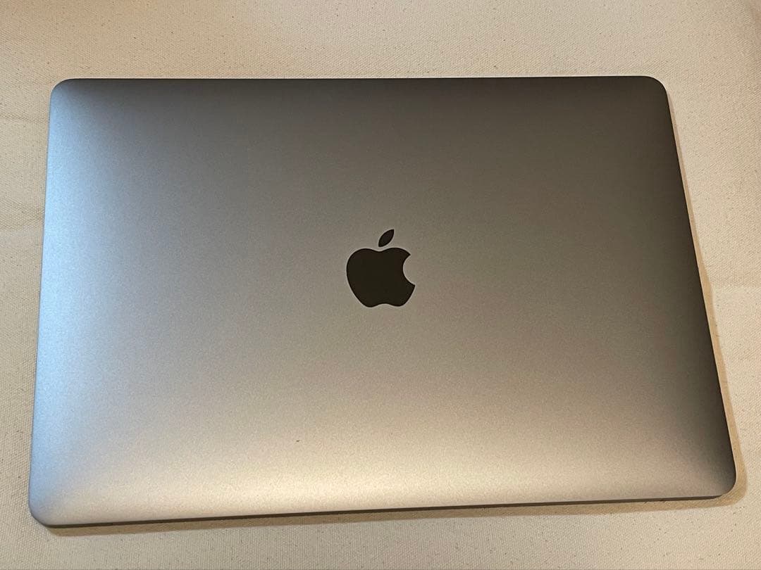 MacBook Air 13.3 インチ (2020) / スペースグレー