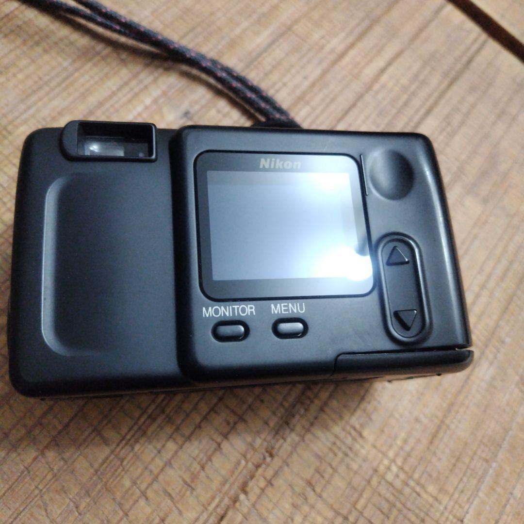 【ジャンク】Nikon COOLPIX 700 デジタルカメラ 本体と取扱説明書