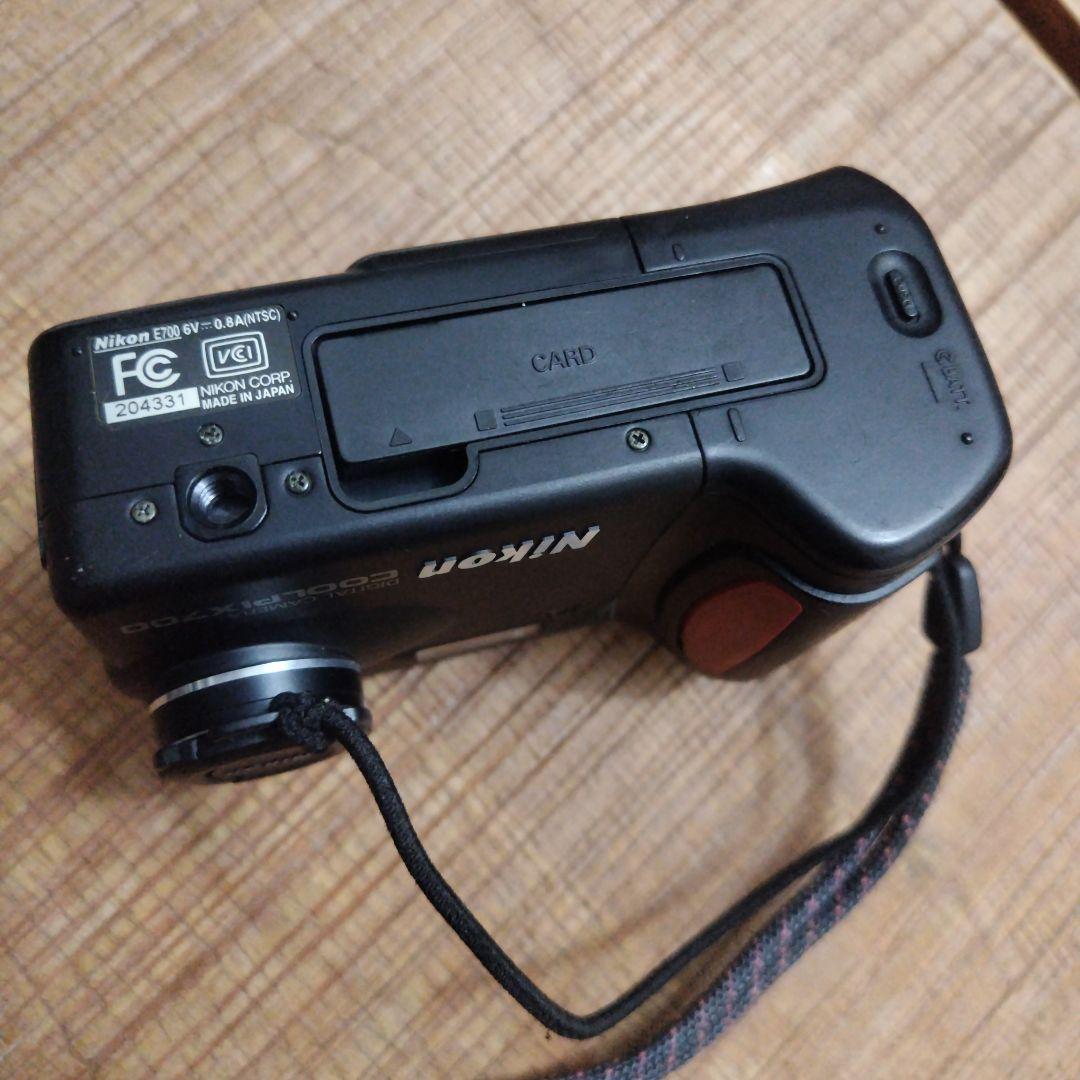 【ジャンク】Nikon COOLPIX 700 デジタルカメラ 本体と取扱説明書