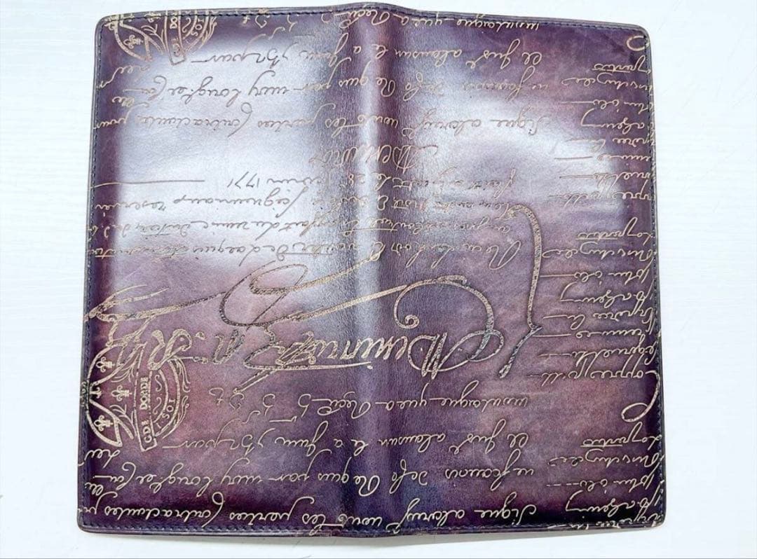 極美品　Berluti ベルルッティ エベネ 長財布 小銭入れ　希少のパープル