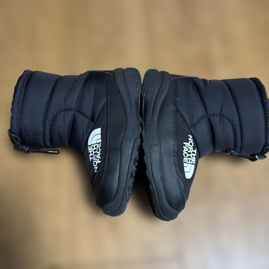 ノースフェイスヌプシ ブーティ ウィンターブーツ　NFJ52288