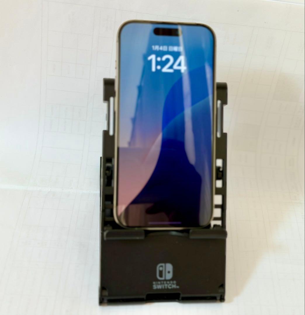 K*a様 Apple iPhone 15 Pro 中古美品