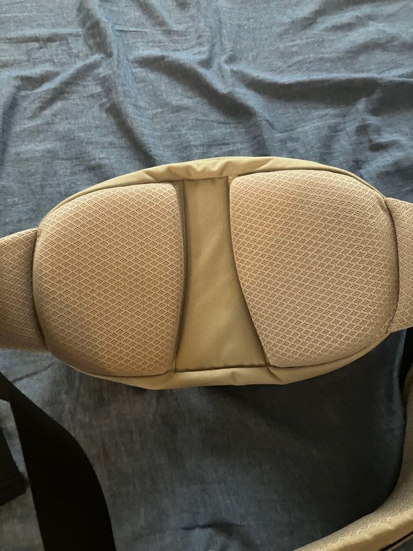 最終値下げ　ほぼ未使用！美品　Hugoo ヒップシート　ベージュ色