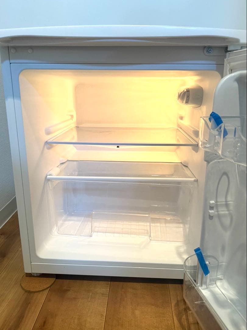 S-cubism R-90WH 2ドア冷凍/冷蔵庫