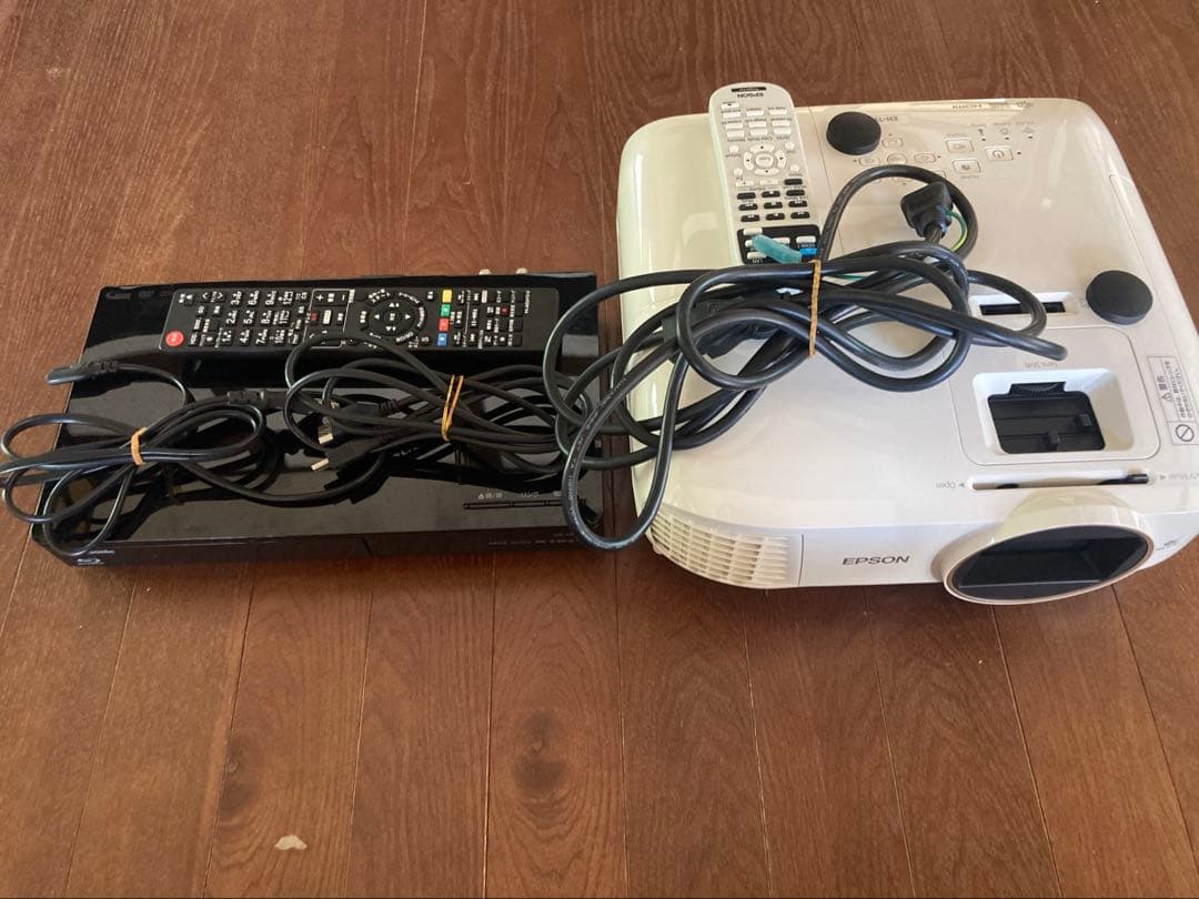 EPSON プロジェクター 本体 EH-TW5650 ブルーレイレコーダセット