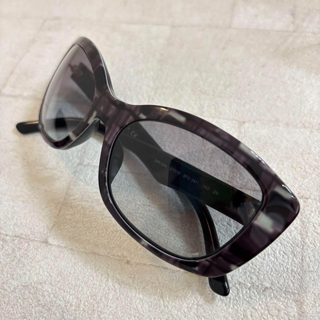 【美品】プラダ　PRADA☆サングラス ブラック ケース付き　パープル　795