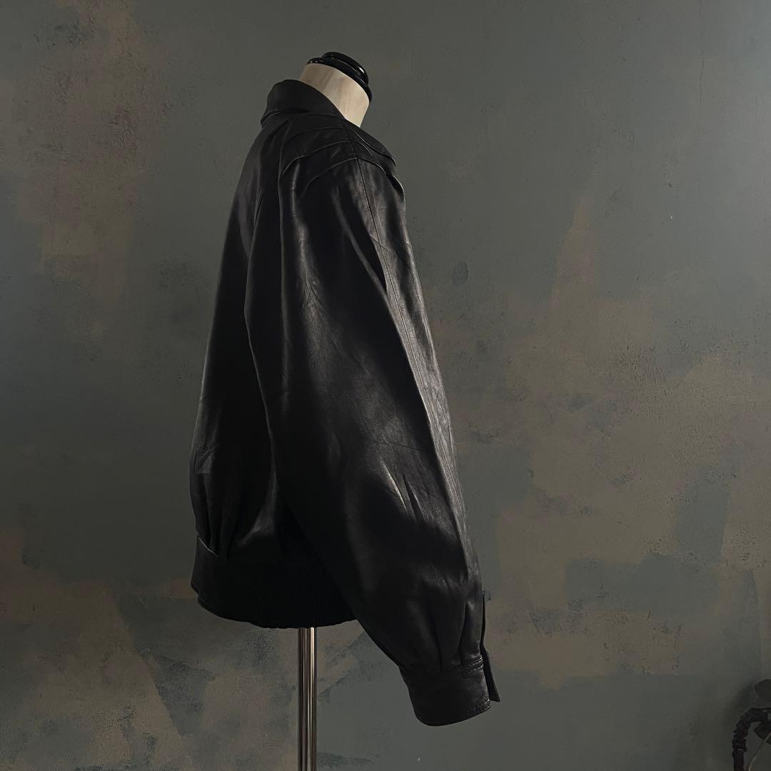 A-2“paris diffusion“本革“短丈“bomber jacket