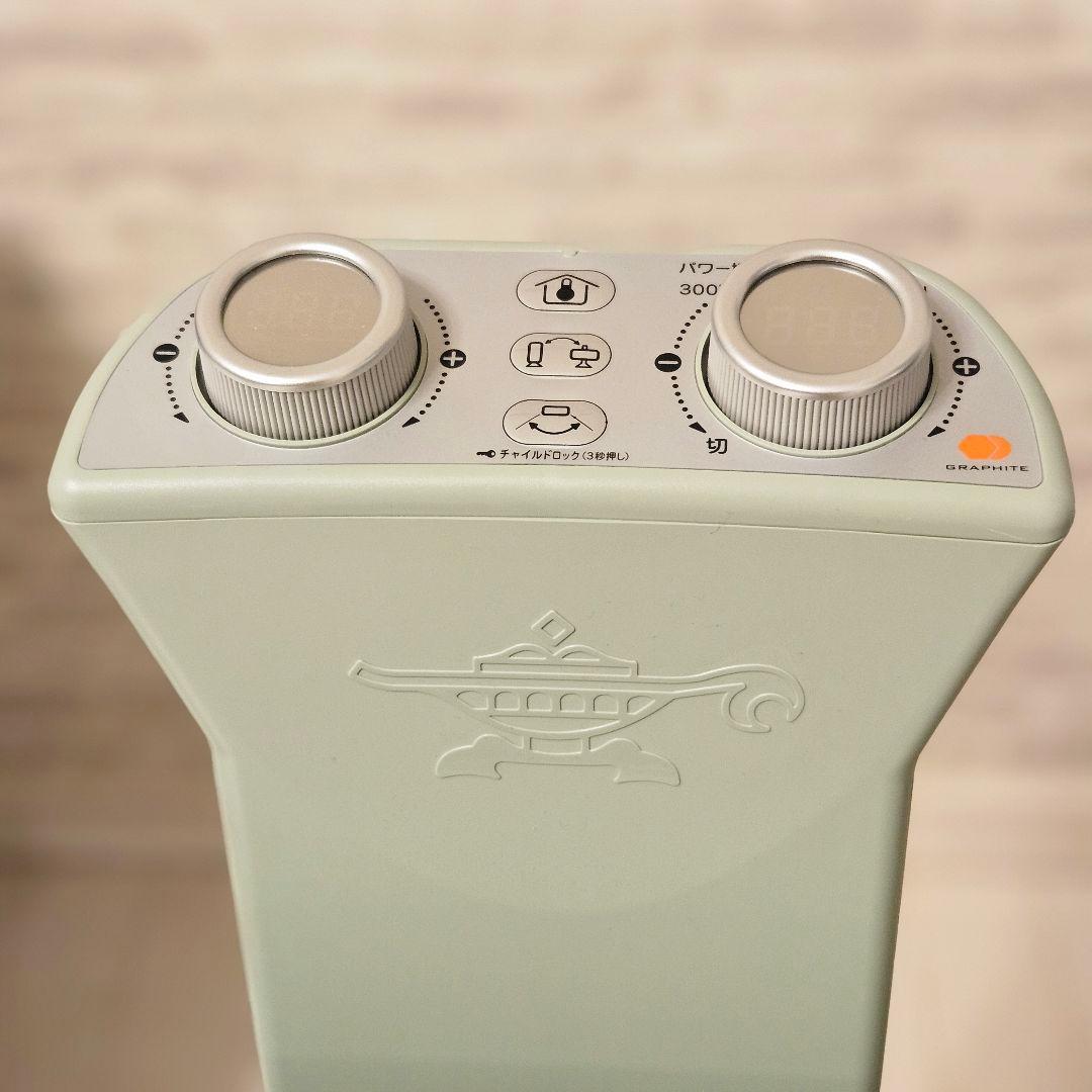 美品⭐2022年製 アラジン グラファイトヒーター/遠赤外線セラミックヒーター