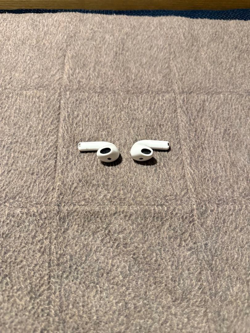 AirPods 第4世代　左右　ノイキャンなし