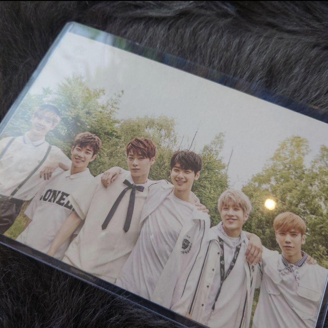 ASTRO アストロ ムンビン MOONBIN 直筆 サイン ポストカード