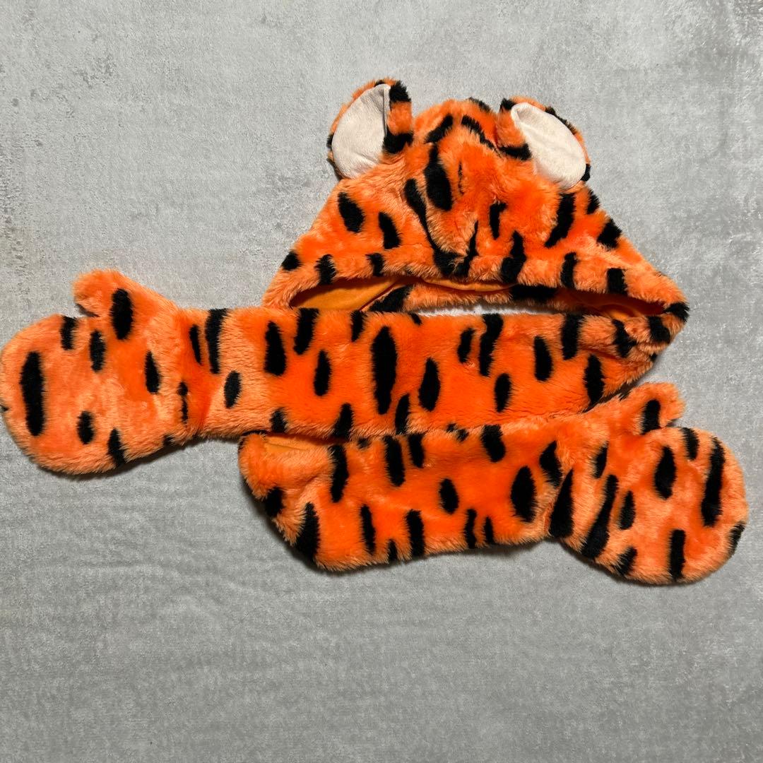 ディズニー　ティガー　マフラー帽子　ファンキャップ　防寒　コスプレ　Disney