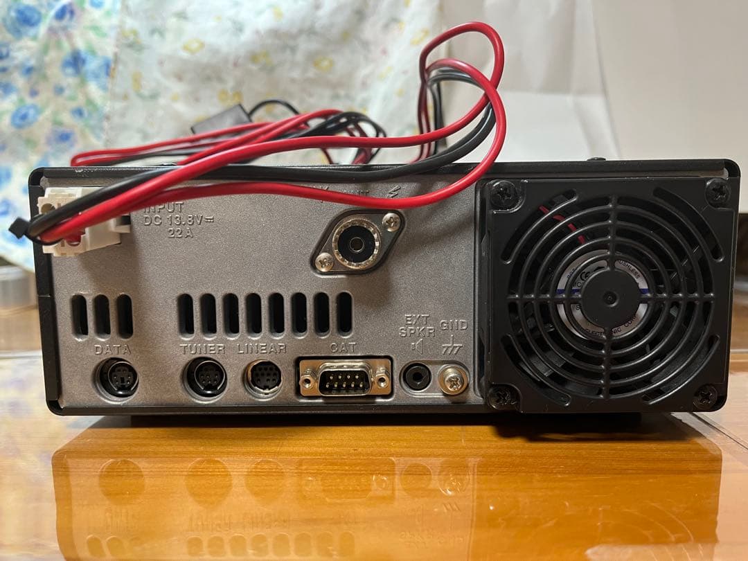 YAESU FT-450D トランシーバー　アマチュア無線　八重洲無線