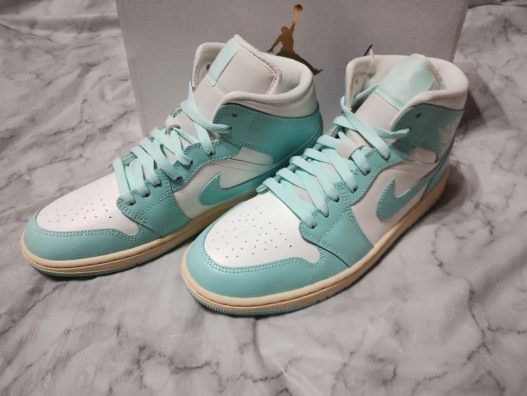 NIKE BQ6472 - 132 ウィメンズ　エア　ジョーダン　27cm