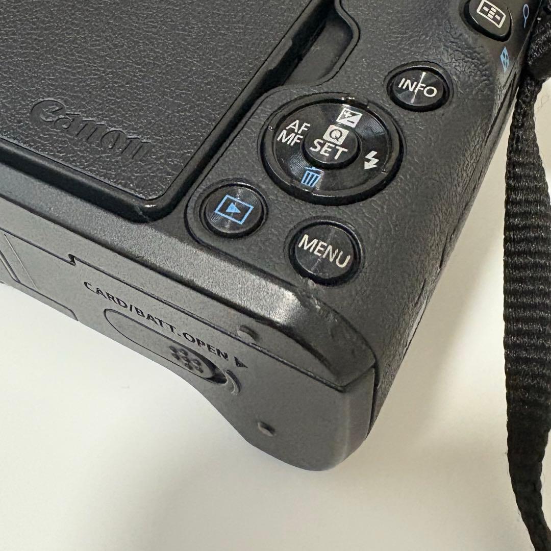 う*ん様 Canon EOS Kiss M ダブルズームキット ブラック