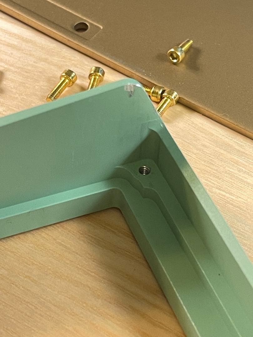 QK65 R1 (green and gold) 自作キーボード