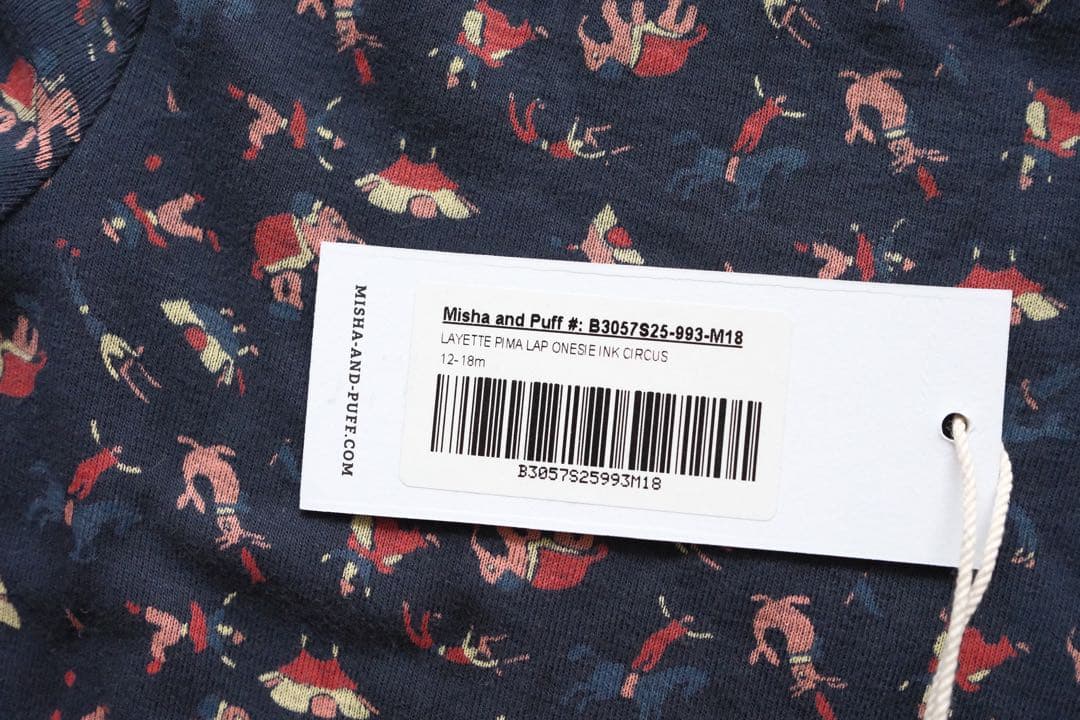 ロンパース・カバーオール Misha&Puff layette onesie ink circus