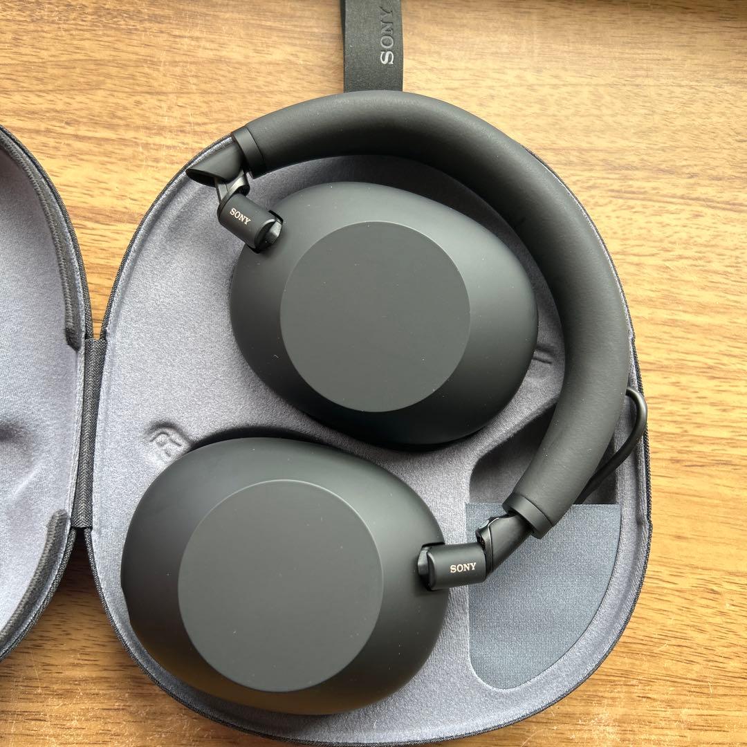 SONY ワイヤレスヘッドホン ブラック 収納ケース付きWH-1000XM6