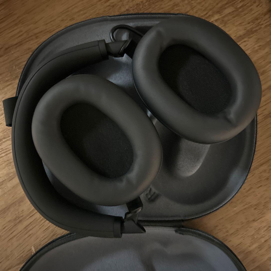 SONY ワイヤレスヘッドホン ブラック 収納ケース付きWH-1000XM6