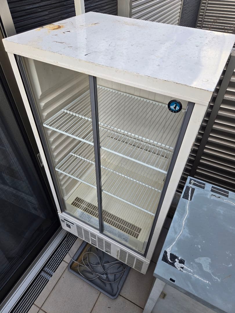 【ポケゼニ】【ジャンク】ホシザキ 小形冷蔵ショーケース SSB-70C2