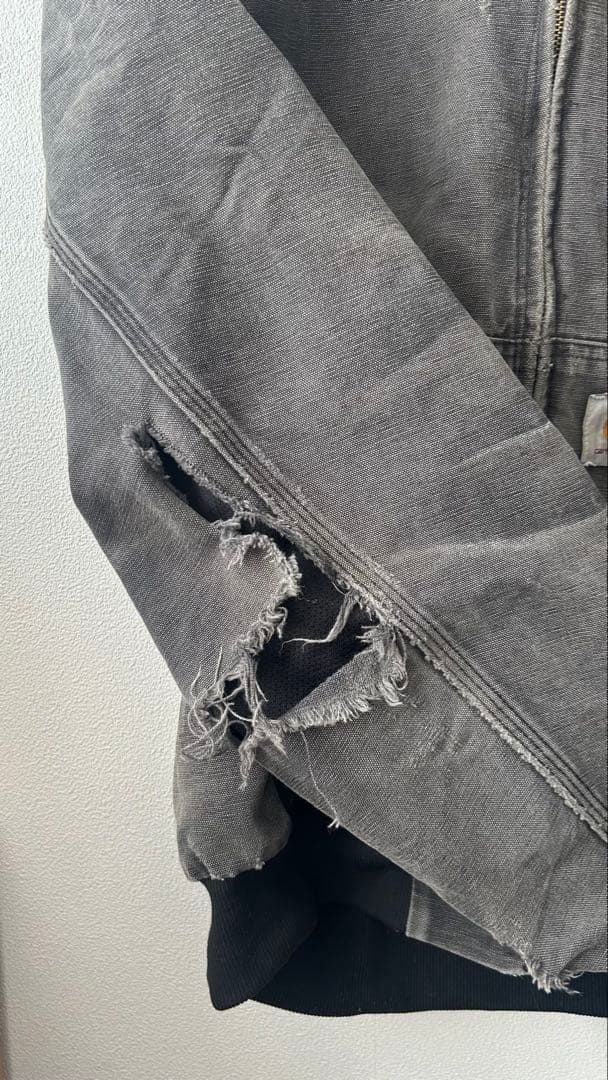 Carhartt アクティブジャケット　グレー