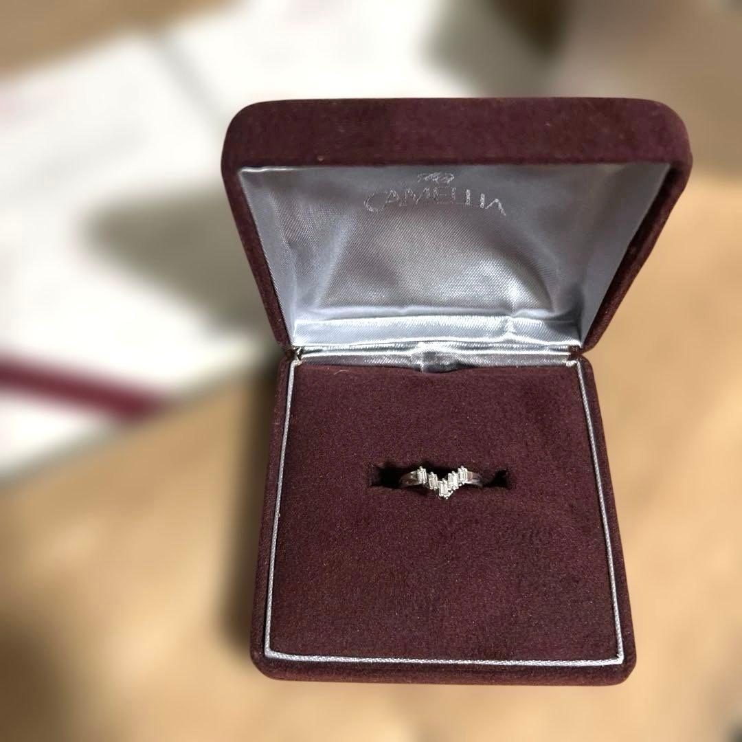 カメリア　ジュエリーマキpt850 ダイヤモンド0.35ct Vデザインリング