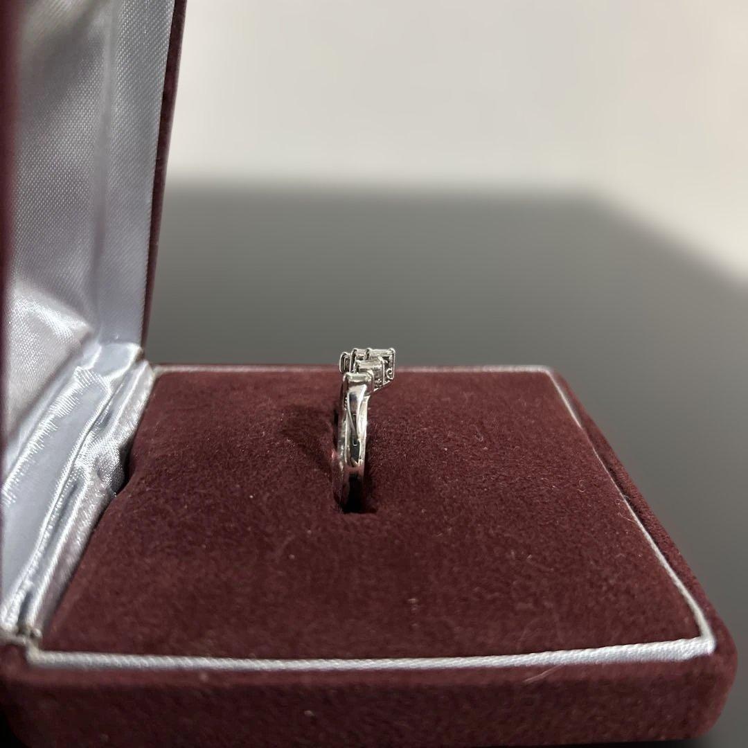 カメリア　ジュエリーマキpt850 ダイヤモンド0.35ct Vデザインリング